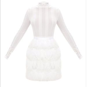 Cute white fawn feather mini dress!!